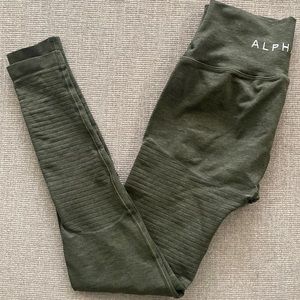 Alphalete Green Leggings - size M